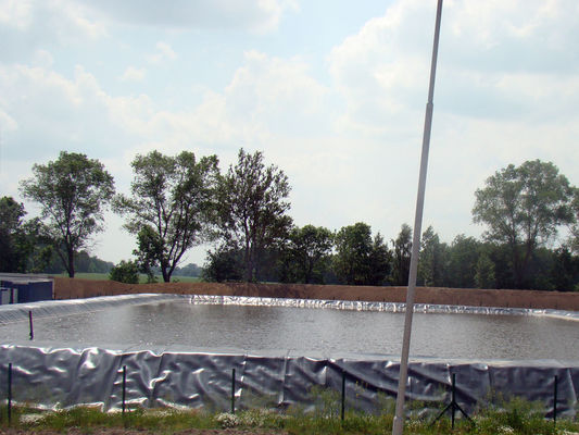 Tensile Strength ≥15MPa HDPE Geomembrane Liner Smooth Surface Carbon Black Content 2.0-3.0 Percent Durable Waterproof Material