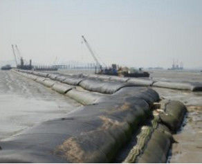 50.5m Length Filter Tubes Black SAND Industrial Filtration Solutions for Dust Collection Systems and Air Purification