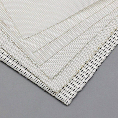 5.2m Width Woven Geotextile Fabric With Strength 10% Elongation And Heavy-Duty ≥12KN CBR Puncture Strength