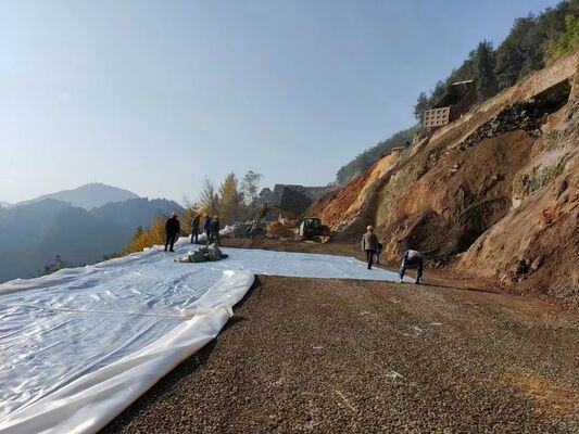 100-100kn Tensile Strength  woven geotextile ideal for drainage systems and ground reinforcement length 50m to 100m