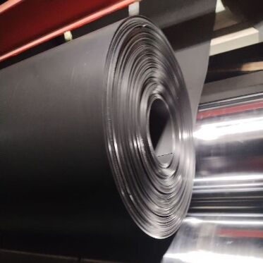 1.5mm HDPE Geomembrane Liner With Specialized Chemical Resistance For Mining Heap Leach Pads