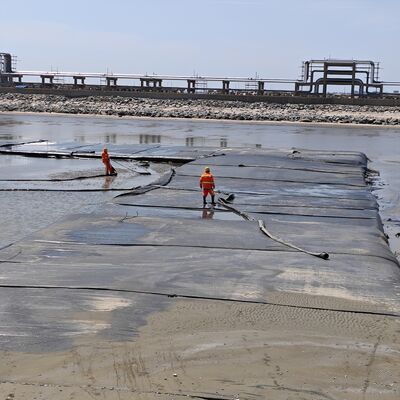 High Temperature Resistant Woven Geotextile Dewatering Tube For Palm Oil Sludge Dewatering