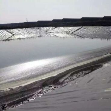 Durable HDPE Geomembrane Liner Agricultural Farm Pond Liner For Safe Aquaculture Breeding